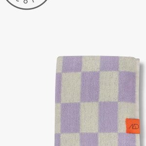 Světle žluto-fialový ručník z bio bavlny 50x90 cm Retro – Mette Ditmer Denmark