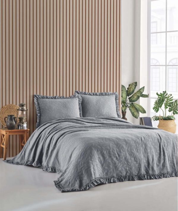 Šedý set přehozu a povlaků na polštář na dvoulůžko 220x240 cm Ilda – Mijolnir