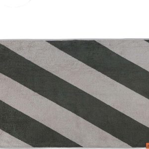Khaki koupelnová předložka z bio bavlny 50x80 cm Diagonal – Mette Ditmer Denmark