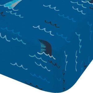 Modré napínací dětské prostěradlo na dvoulůžko 135x190 cm Jawsome Shark – Catherine Lansfield