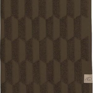 Tmavě hnědý bavlněný ručník 50x95 cm Geo – Mette Ditmer Denmark