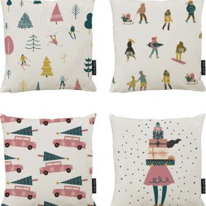 Povlaky na polštáře v sadě 4 ks s vánočním motivem 45x45 cm Holiday Mood – Butter Kings