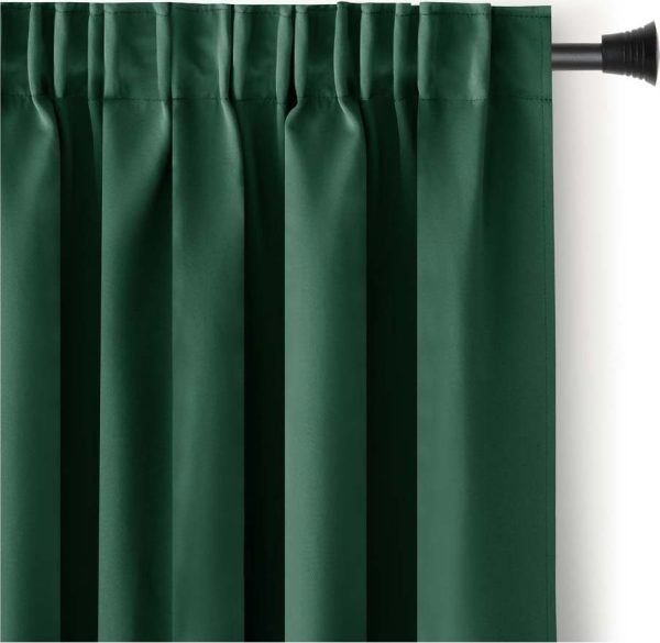 Tmavě zelený zatemňovací termo závěs 140x245 cm Pleat – Restilo