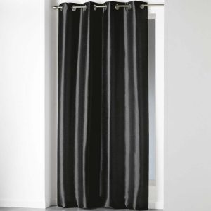 Černý závěs z mikrosaténu 140x240 cm Shana – douceur d'intérieur