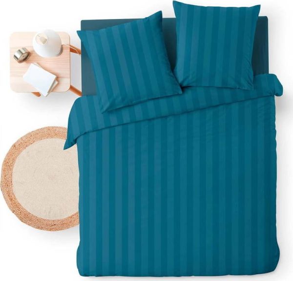 Modré prodloužené povlečení na dvoulůžko z mikrovlákna 240x220 cm Cleo – douceur d'intérieur