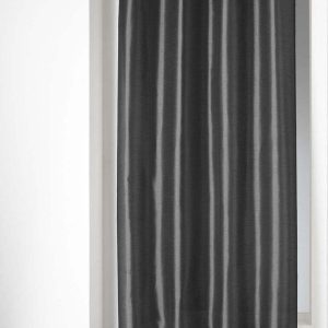 Tmavě šedý závěs z mikrosaténu 140x240 cm Shana – douceur d'intérieur