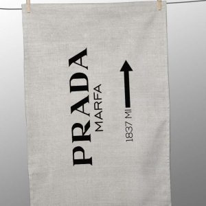 Utěrka 50x70 cm Prada – Really Nice Things