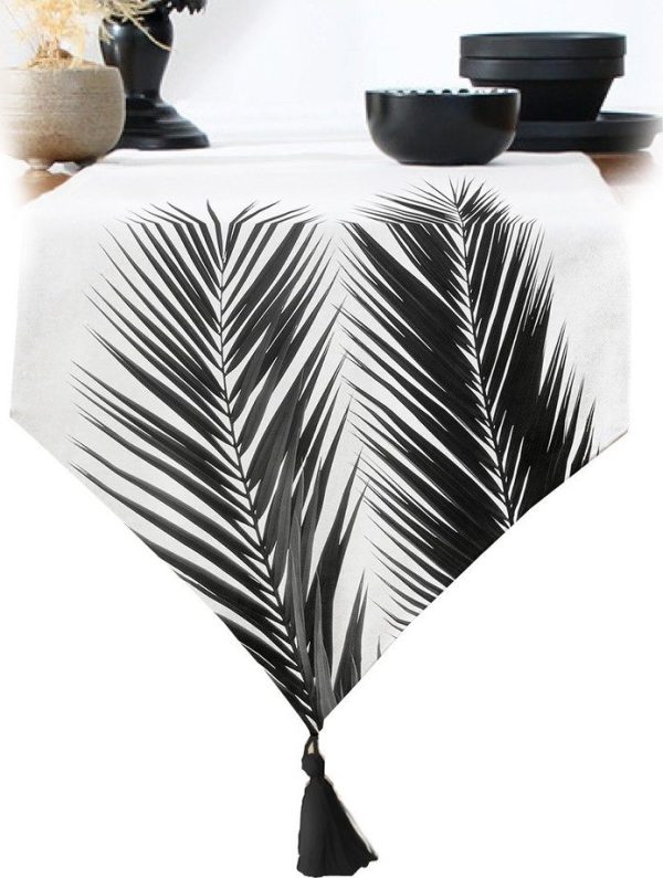 Běhoun na stůl 45x140 cm Black Tree – Minimalist Cushion Covers