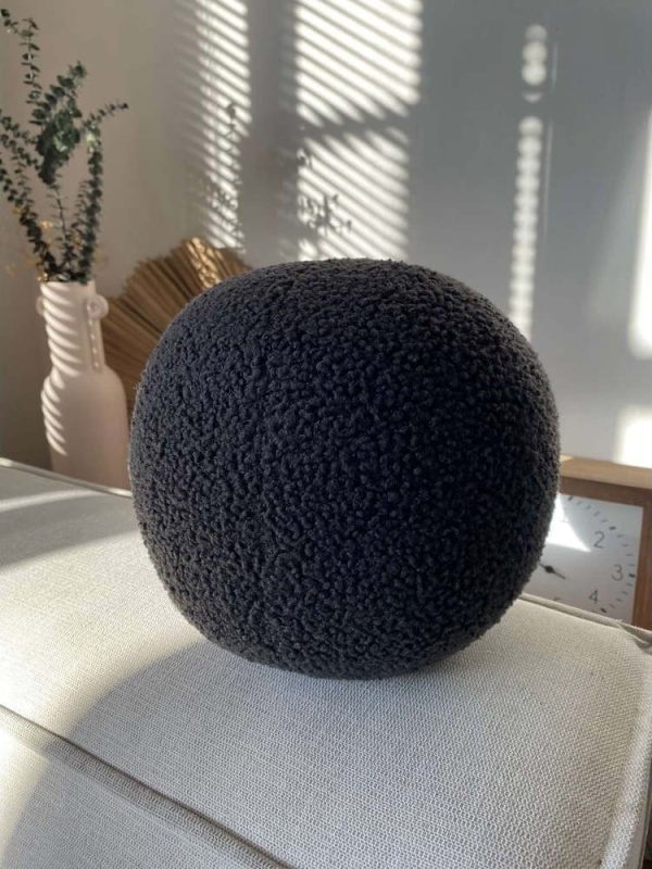 Dekorační polštář z materiálu bouclé ø 25 cm Top – Mioli Decor
