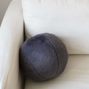 Dekorační polštář z mikroplyše ø 25 cm Top – Mioli Decor