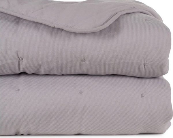 Šedý prošívaný přehoz 180x260 cm – Ixia