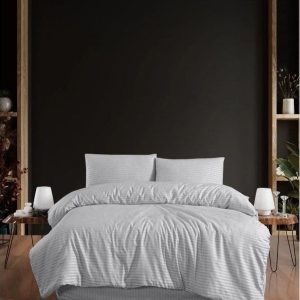Světle šedé 4dílné prodloužené povlečení na dvoulůžko s prostěradlem 200x220 cm – Mila Home