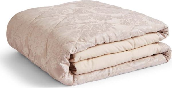 Béžový damaškový prošívaný přehoz 240x260 cm Damask Jacquard – Catherine Lansfield