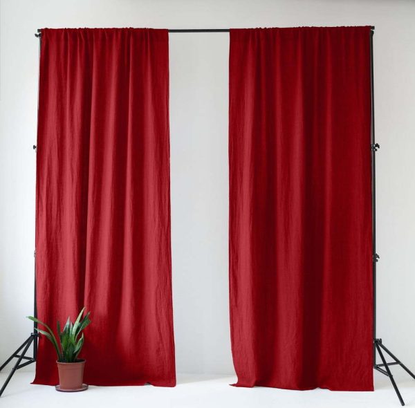 Červený lněný závěs 140x300 cm Lava Falls – Linen Tales
