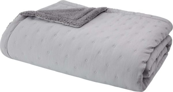 Šedý prošívaný přehoz s beránkem 220x230 cm Cosy Nori – Catherine Lansfield