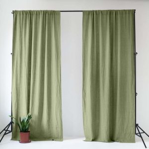 Světle zelený lněný závěs 140x330 cm Sage – Linen Tales