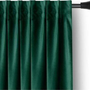Tmavě zelený sametový dimout závěs 140x270 cm Pleat – Restilo