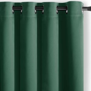 Tmavě zelený zatemňovací závěs 140x245 cm Eyelets – Restilo