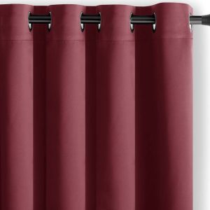 Vínový zatemňovací závěs 140x245 cm Eyelets – Restilo