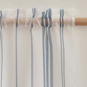 Bílá voálová záclona 140x122 cm Harbour Stripe – Catherine Lansfield