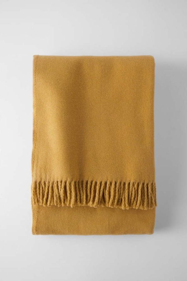 Deka s příměsí bavlny v hořčicové barvě 140x180 cm Basics Plain – Euromant