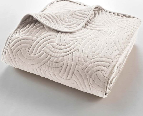 Krémový sametový set přehozu a povlaku na polštář 240x260 cm Solange – douceur d'intérieur