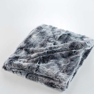 Šedá deka z umělé kožešiny 180x220 cm Antartic – douceur d'intérieur
