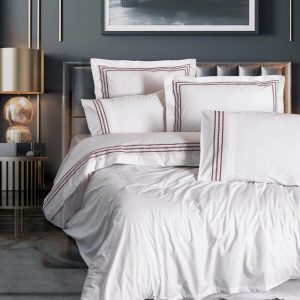 Bílé povlečení na dvoulůžko/prodloužené z bavlny Renforcé 240x220 cm Red Heritage Lines – Mila Home Luxury