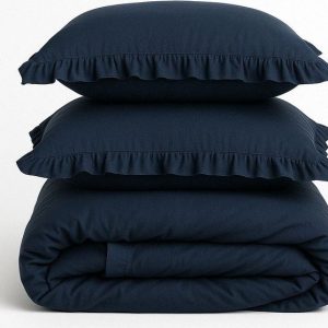 Tmavě modré povlečení na dvoulůžko/prodloužené z bavlny Renforcé 240x220 cm Ruffle Striped – Mila Home Luxury