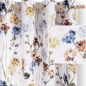 Bílý dimout závěs 135x250 cm Solkone – Restilo