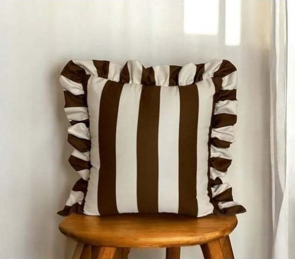 Povlak na polštář 45x45 cm Ruffled – Mila Home