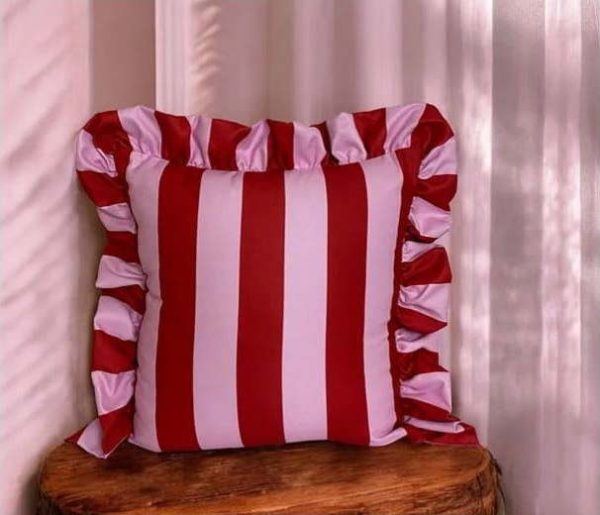 Povlak na polštář 45x45 cm Ruffled – Mila Home