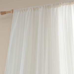 Bílá bavlněná záclona 140x137 cm Zofia Broderie Anglaise – Pineapple Elephant