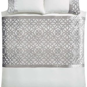 Krémové/šedobéžové sametové povlečení na dvoulůžko/prodloužené 230x220 cm Lattice Cut – Catherine Lansfield