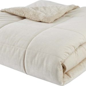 Krémový prošívaný přehoz z mikroplyše na dvoulůžko 200x220 cm Cosy Cord – Catherine Lansfield