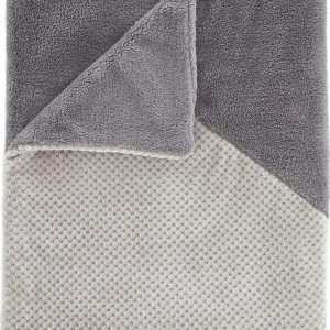 Šedá deka z mikroplyše 130x170 cm Cosy Larsson Geo – Catherine Lansfield