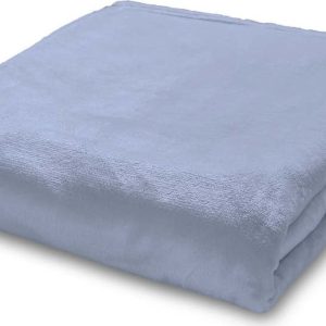 Světle modrý přehoz z mikroplyše 200x240 cm Raschel Velvet – Catherine Lansfield