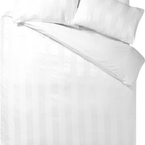 Bílé 3dílné saténové povlečení na dvoulůžko 200x200 cm So Soft Satin Stripe – Catherine Lansfield