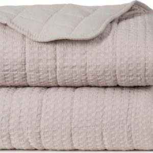 Béžový prošívaný přehoz 240x260 cm – Ixia