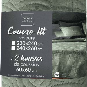 Zelený sametový set přehozu a povlaku na polštář 240x260 cm Solange – douceur d'intérieur