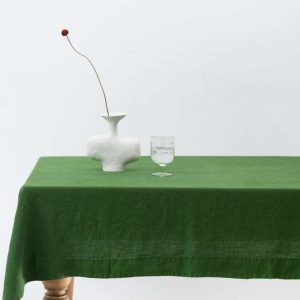 Lněný ubrus 140x200 cm True Green – Linen Tales