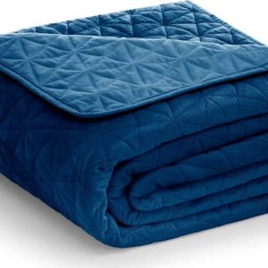 Modrý přehoz přes postel AmeliaHome Laila Royal