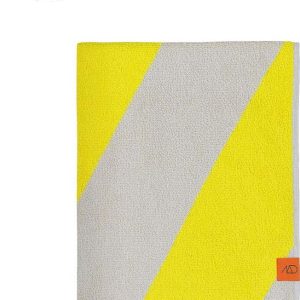 Žluté froté ručníky z bio bavlny v sadě 2 ks 40x55 cm Diagonal – Mette Ditmer Denmark
