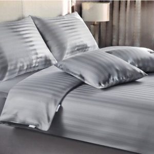 Šedé 3dílné povlečení na jednolůžko 140x200 cm Hotel stripe – JAHU collections