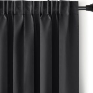Černý dimout závěs 140x245 cm Kierra – Restilo