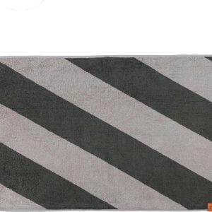 Khaki koupelnová předložka z bio bavlny 50x80 cm Diagonal – Mette Ditmer Denmark