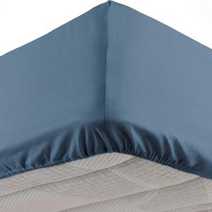 Modré napínací prostěradlo z mikrovlákna 90x190 cm Oscar – douceur d'intérieur