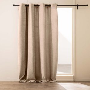 Světle hnědý závěs z materiálu bouclé 140x260 cm Winona – douceur d'intérieur