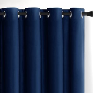 Tmavě modrý sametový dimout závěs 140x270 cm Eyelets – Restilo